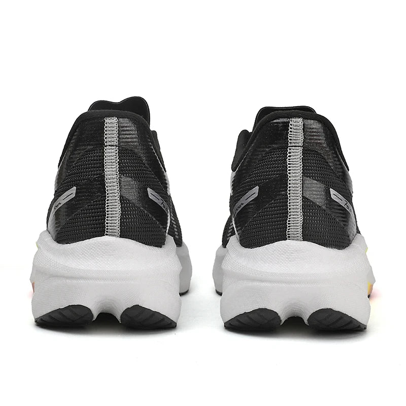 LIAO Resilient Carbon Plate Breathable Unisex Running Shoes